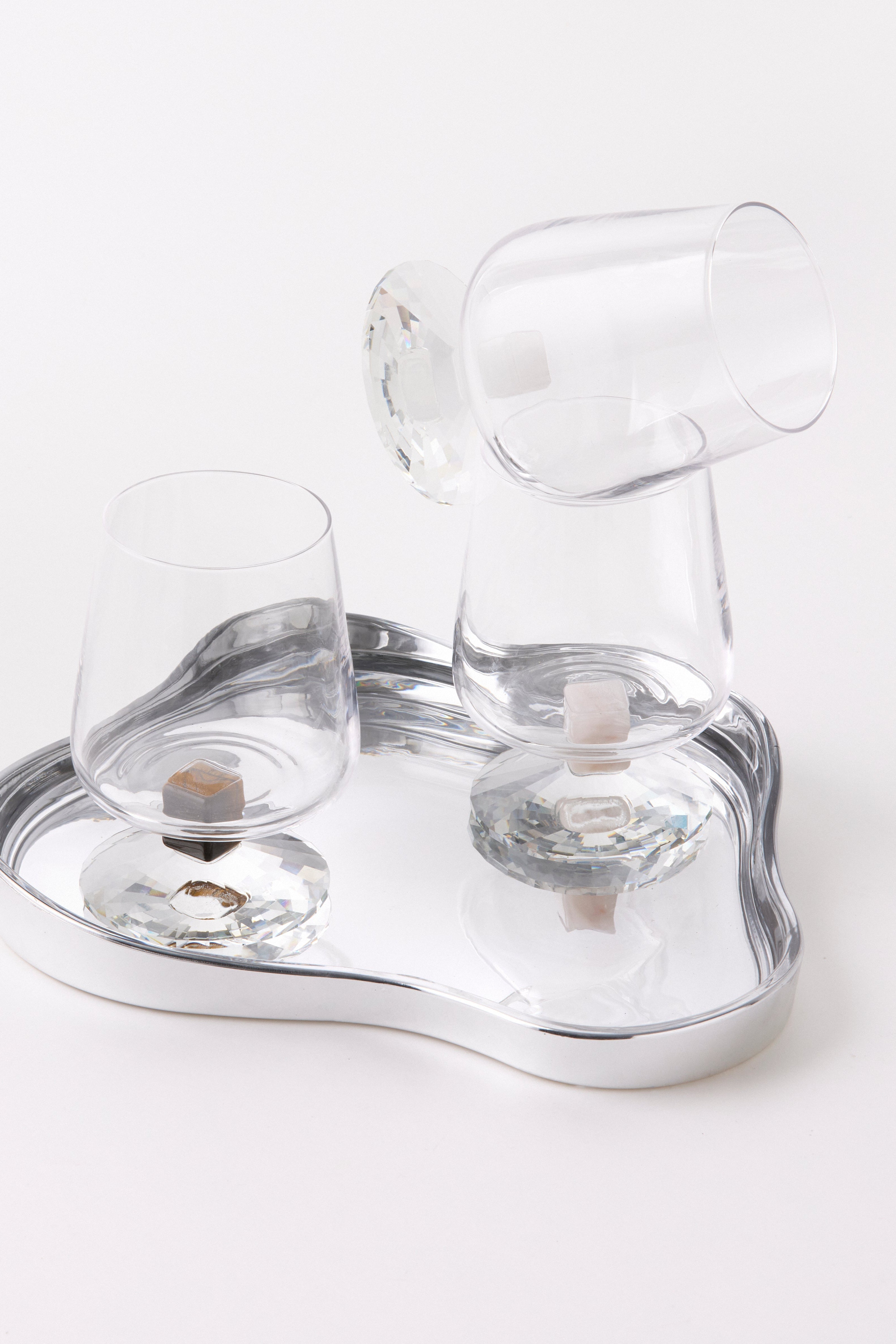 Drikkeglas m. crystal fod, brun/klar - 450 ml