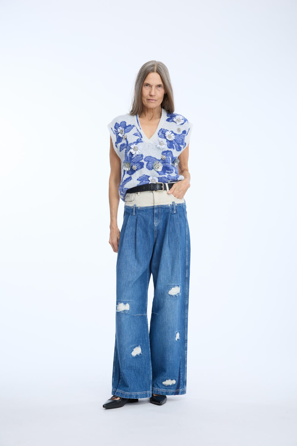 Nurulia strikvest - 236 Mix Blue