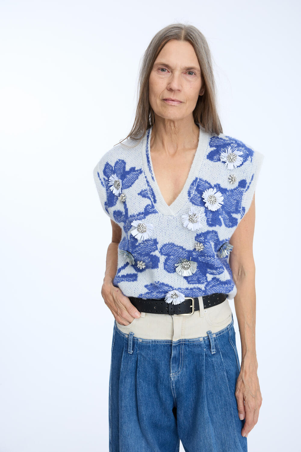 Nurulia strikvest - 236 Mix Blue