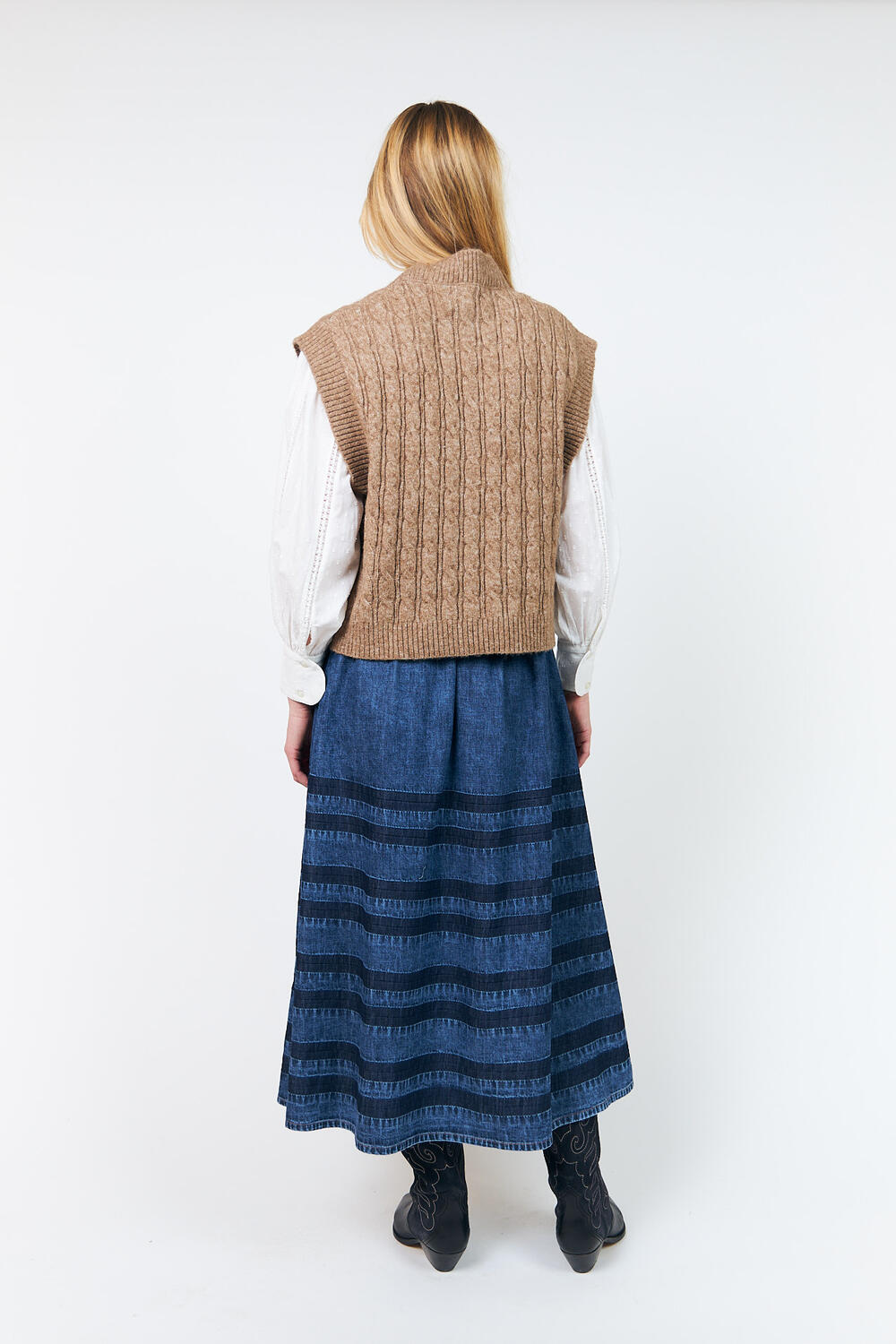 FinnLL strikvest - 58 Camel
