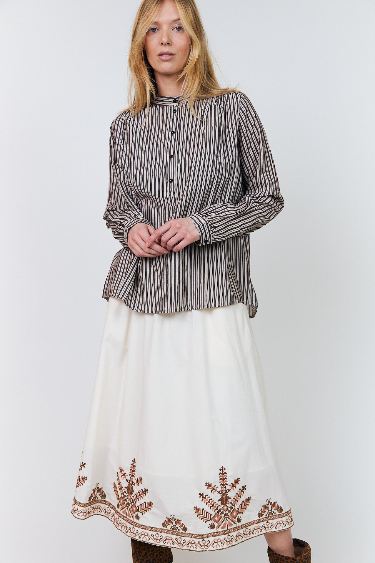 LariLL bluseskjorte - 08 Beige