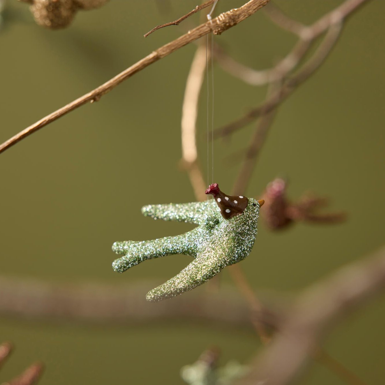 Ophæng Due Dreng, 7 x 6 x 4 cm - grøn