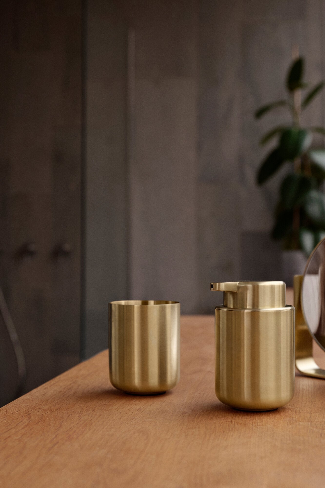 Ume tandbørstekrus - Messing