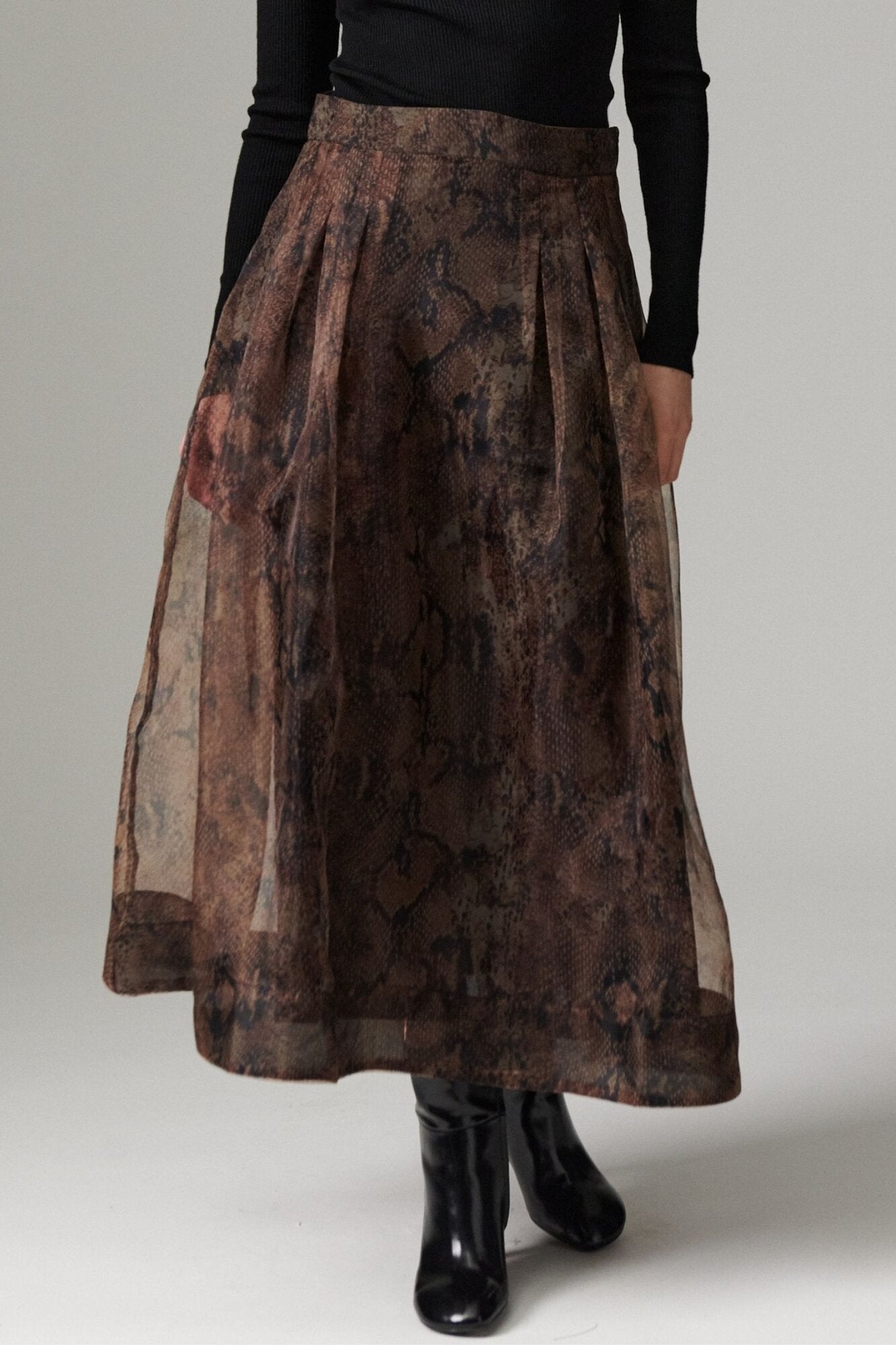 Chai Organza nederdel - Brown Snakey