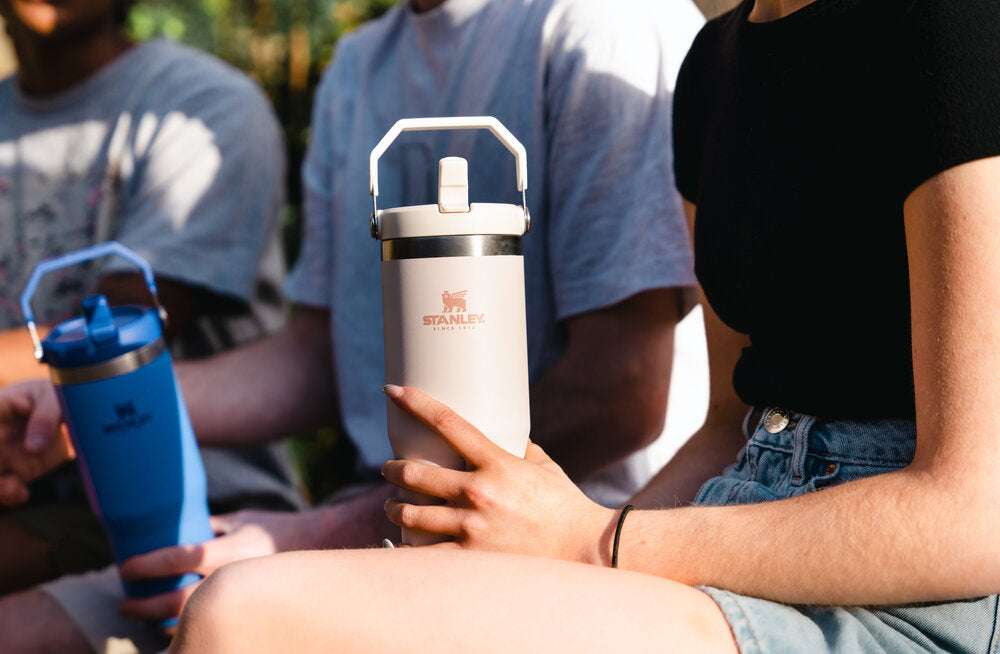 The IceFlow™ Flip Straw termokop, Rose Quartz - 0,89 L