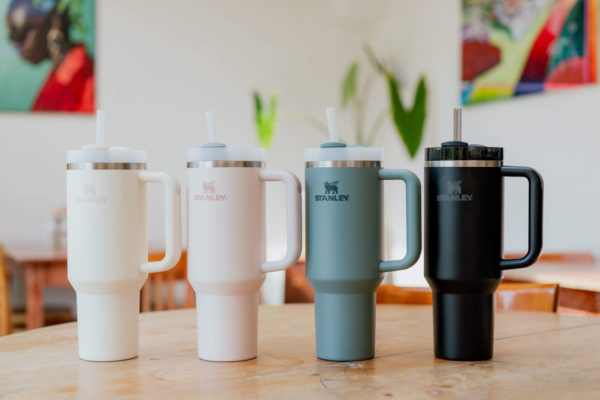 The Quencher H2.O FlowState™ termoflaske, Cream Tonal - 1,18 L.