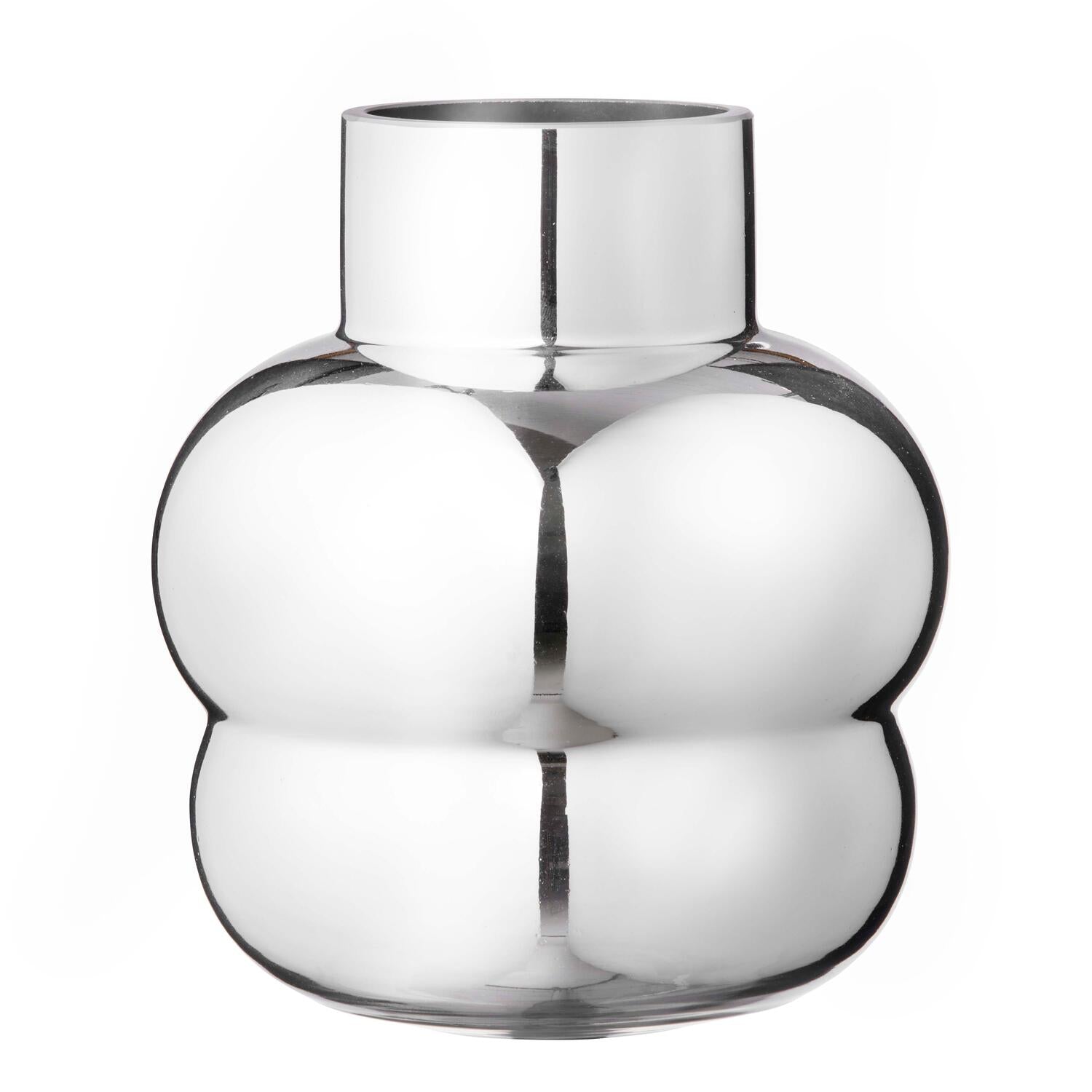 Vase, sølvfarvet - H: 21 cm.