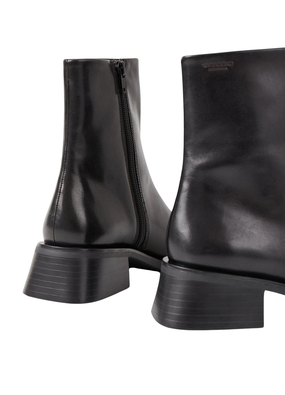 Blanca kort læderstøvle - sort