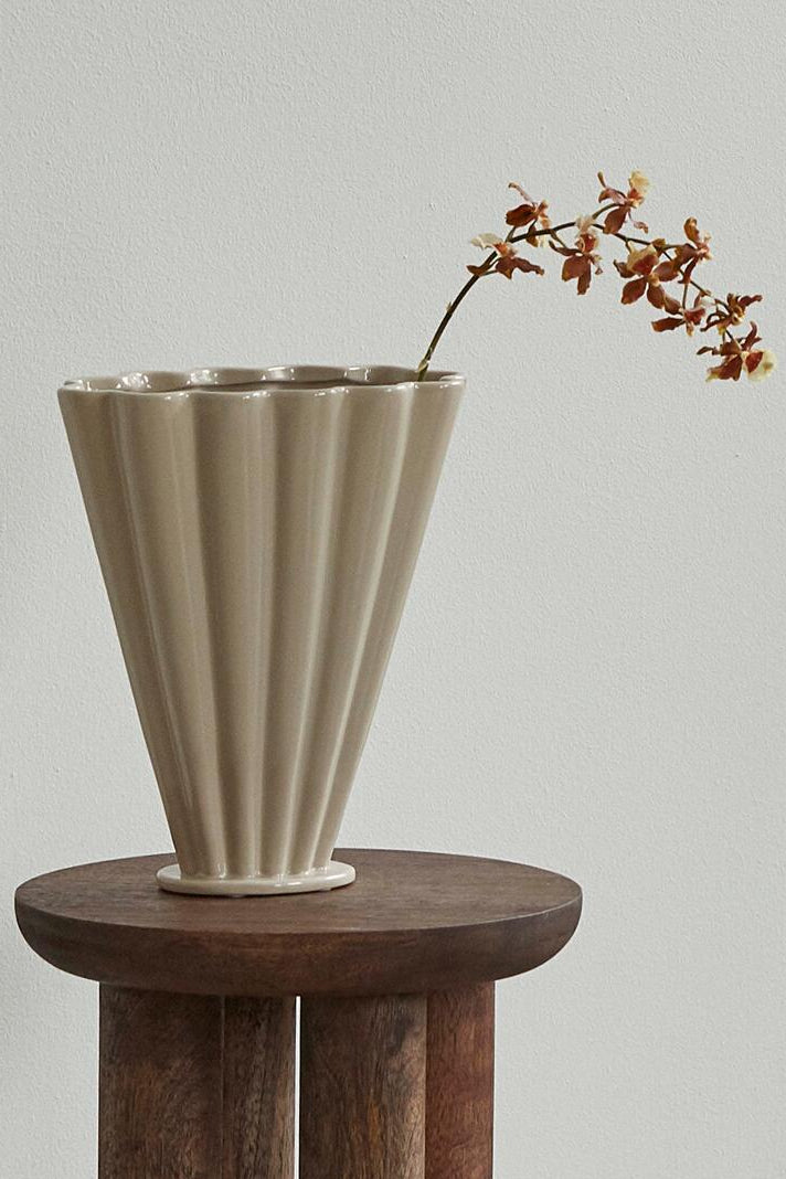 Colla vase - sand