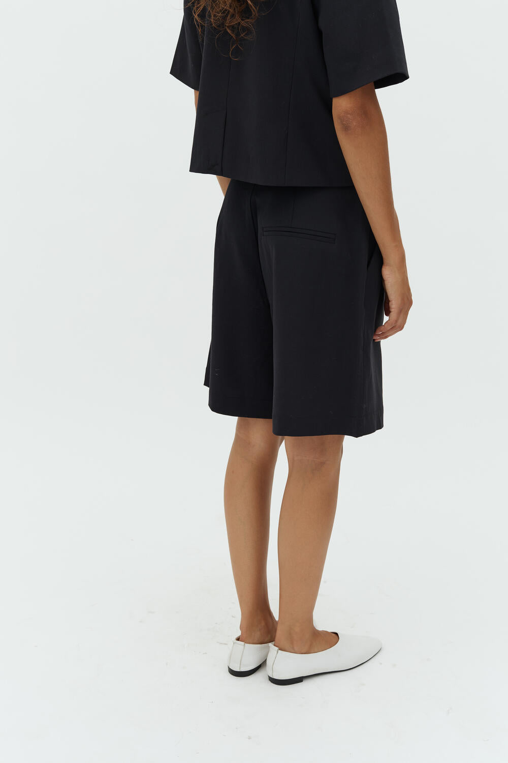 Guri-M shorts - 880 Black