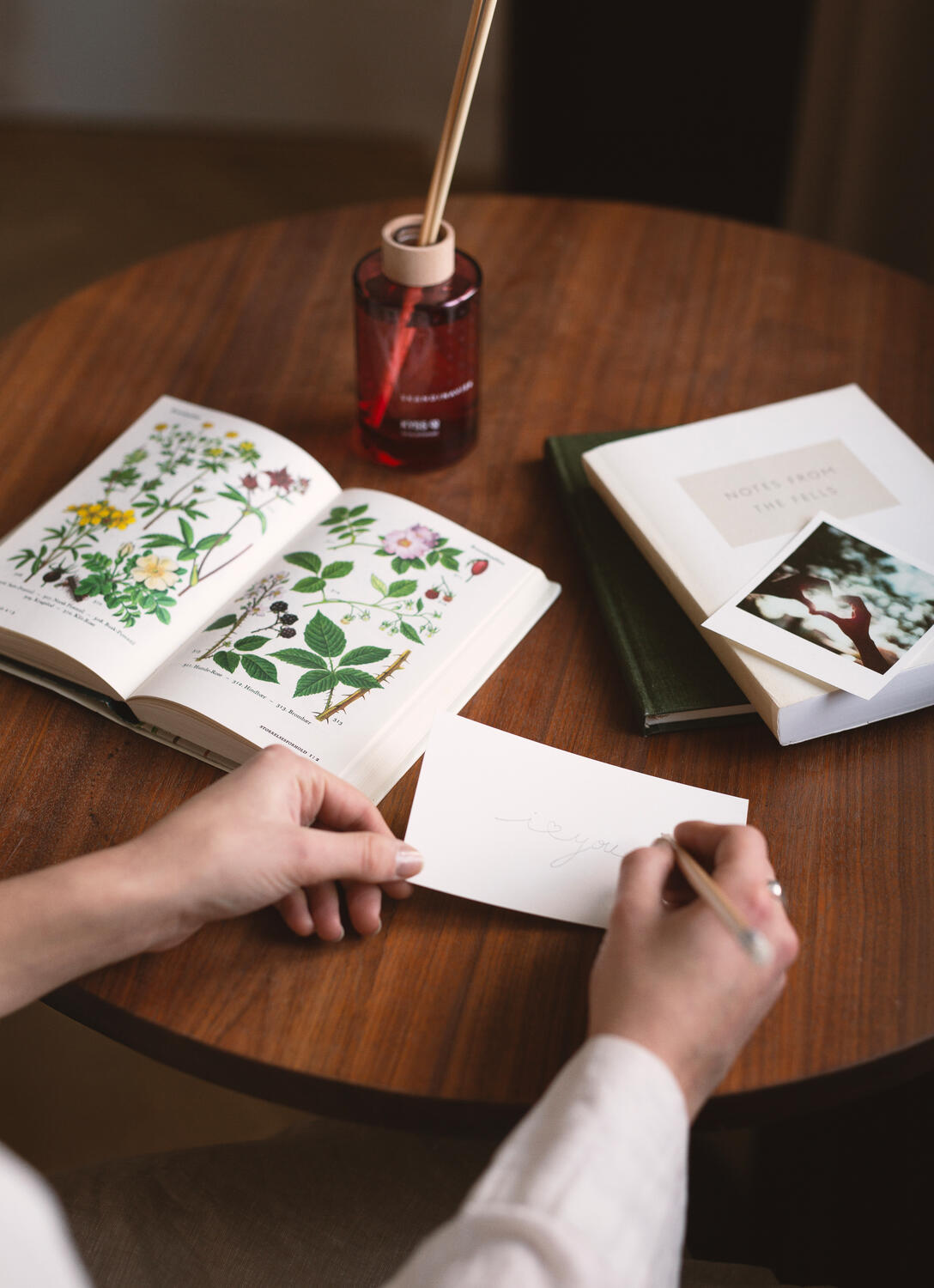 KYSS duftpinde, cherry red - 200ml