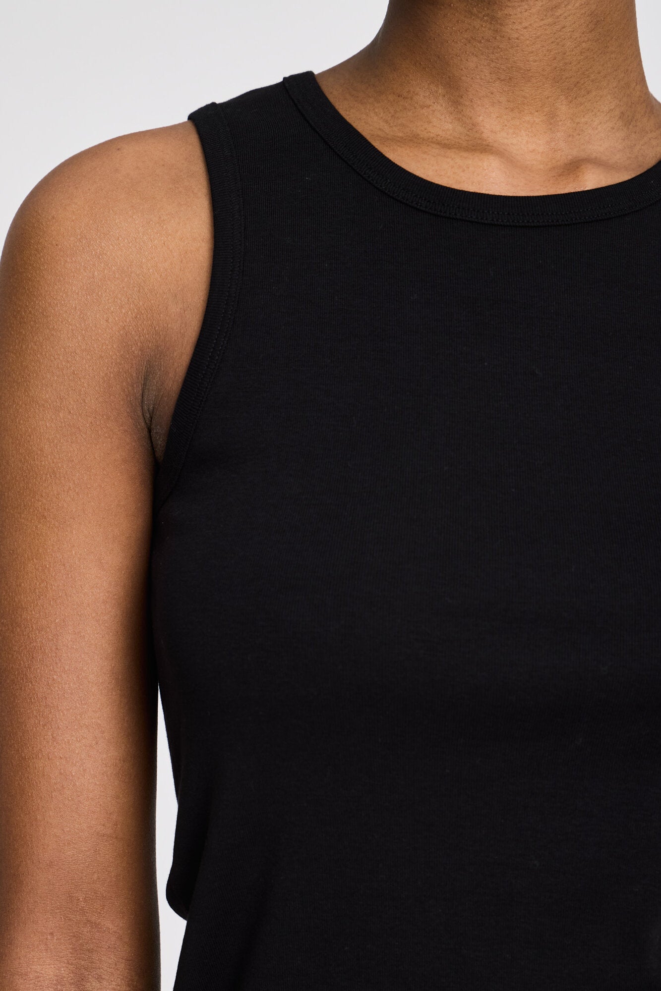 Alberte Wool top - sort