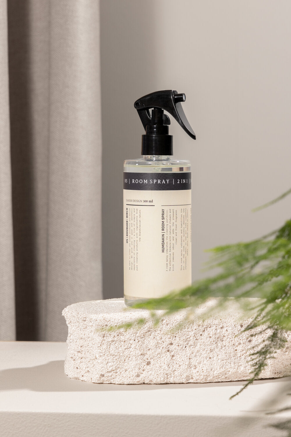 2-in-1 Room Spray, 05 - 300 ml