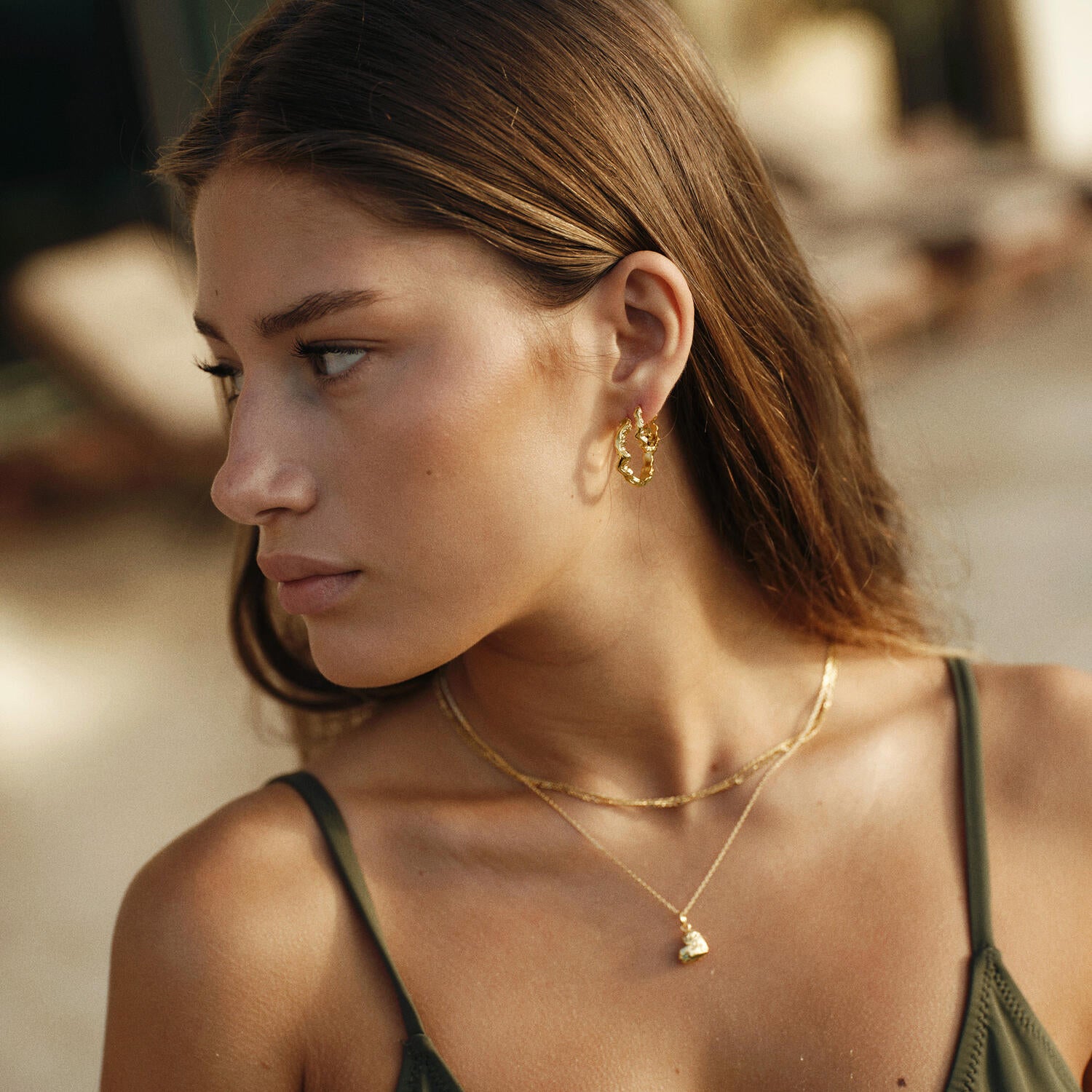 Small Shiny Sparkly hoops - forgyldt