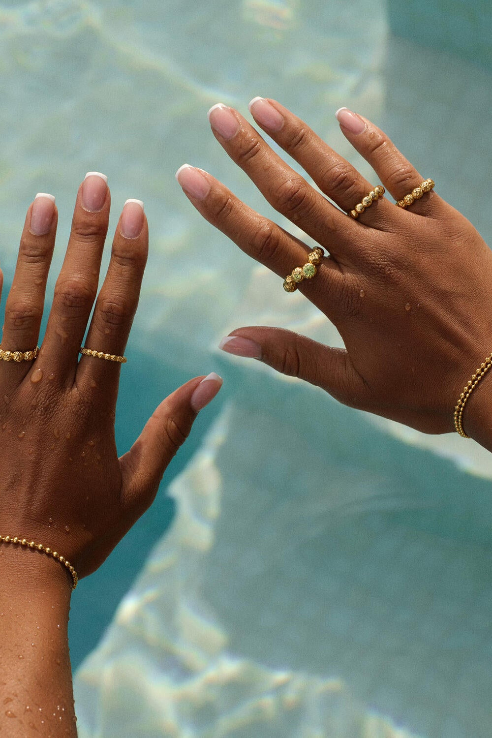 Large Wavy Dots ring - forgyldt