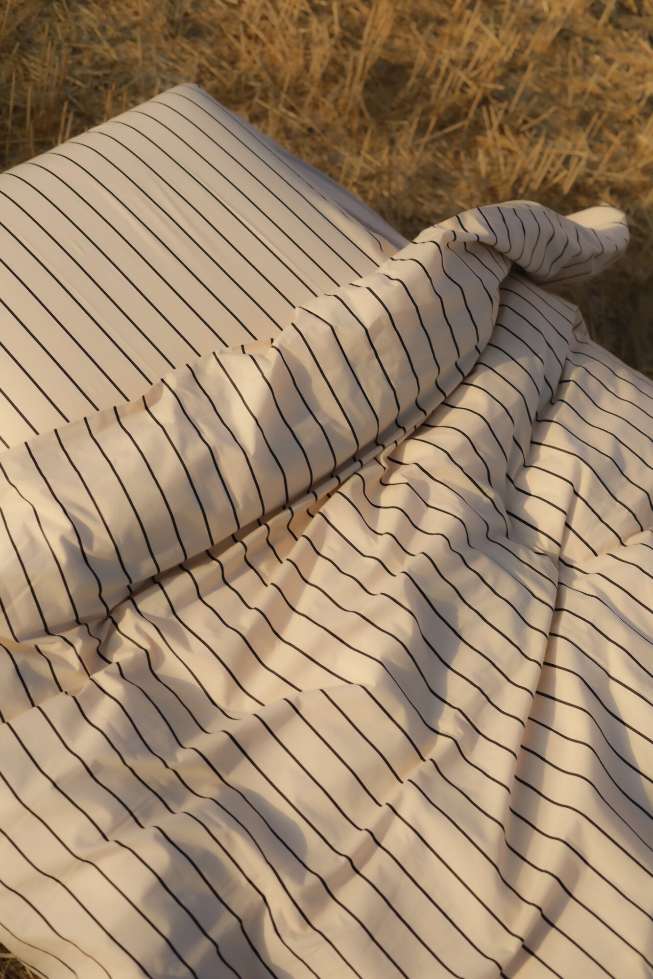 Percale sengesæt – Creme/ink