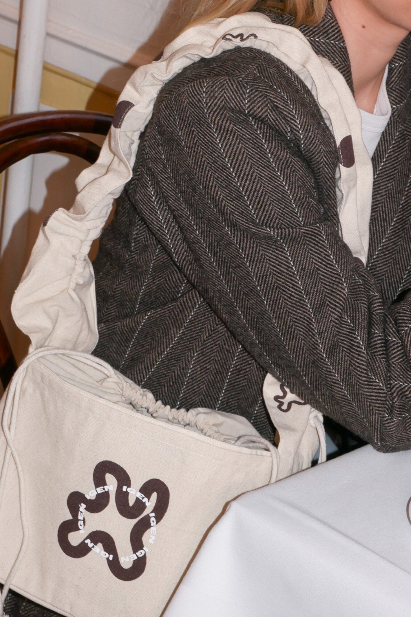 Ruffle Mini shopper - Brown Dots