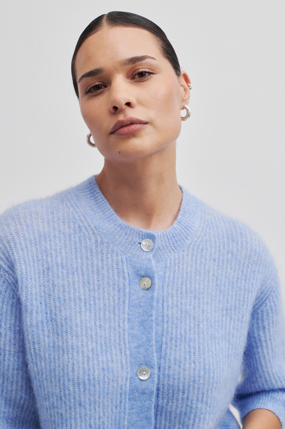 Andrea kortærmet cardigan - Brunnera Blue