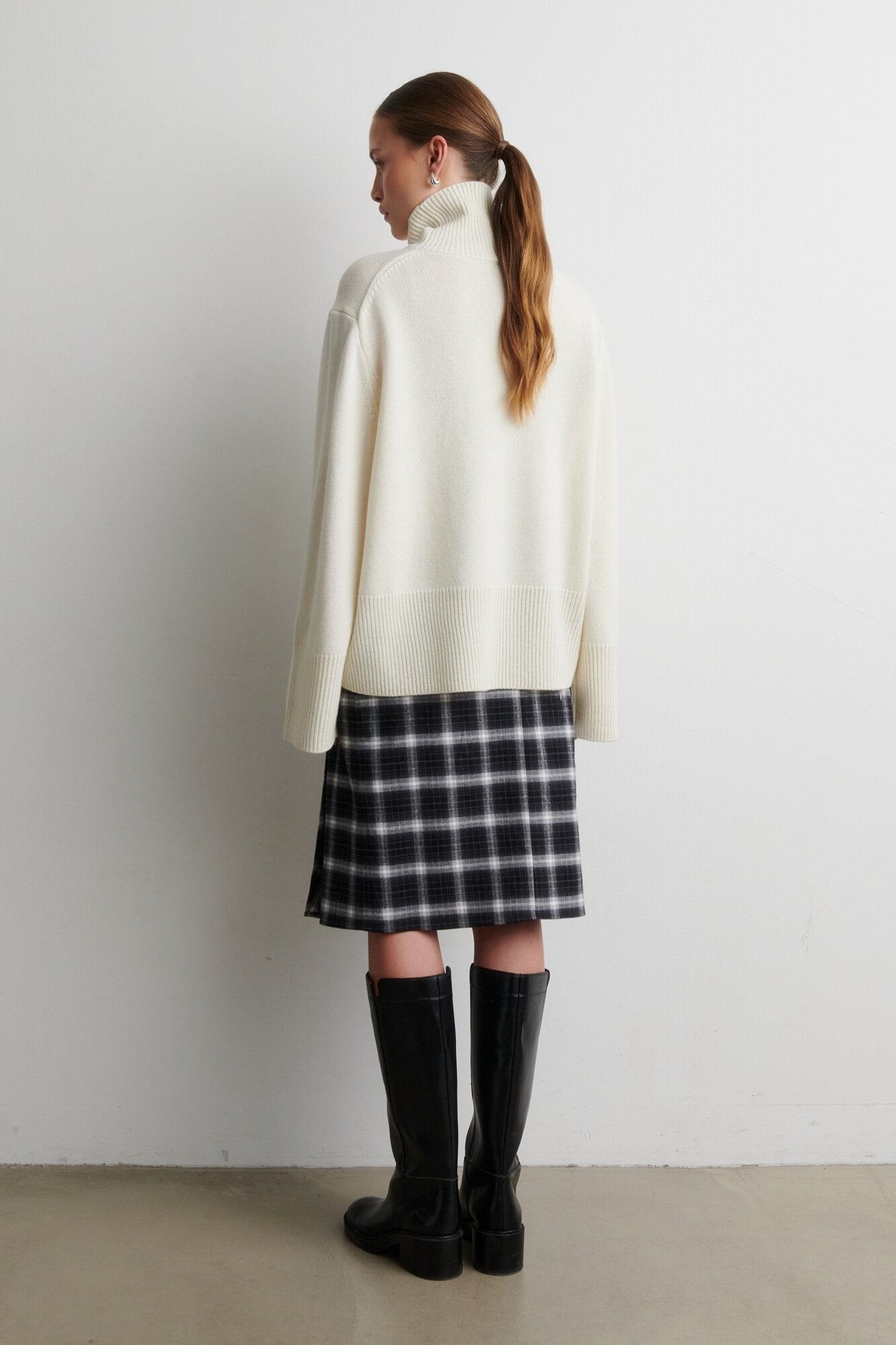 Alpha T-Neck striktrøje - creme