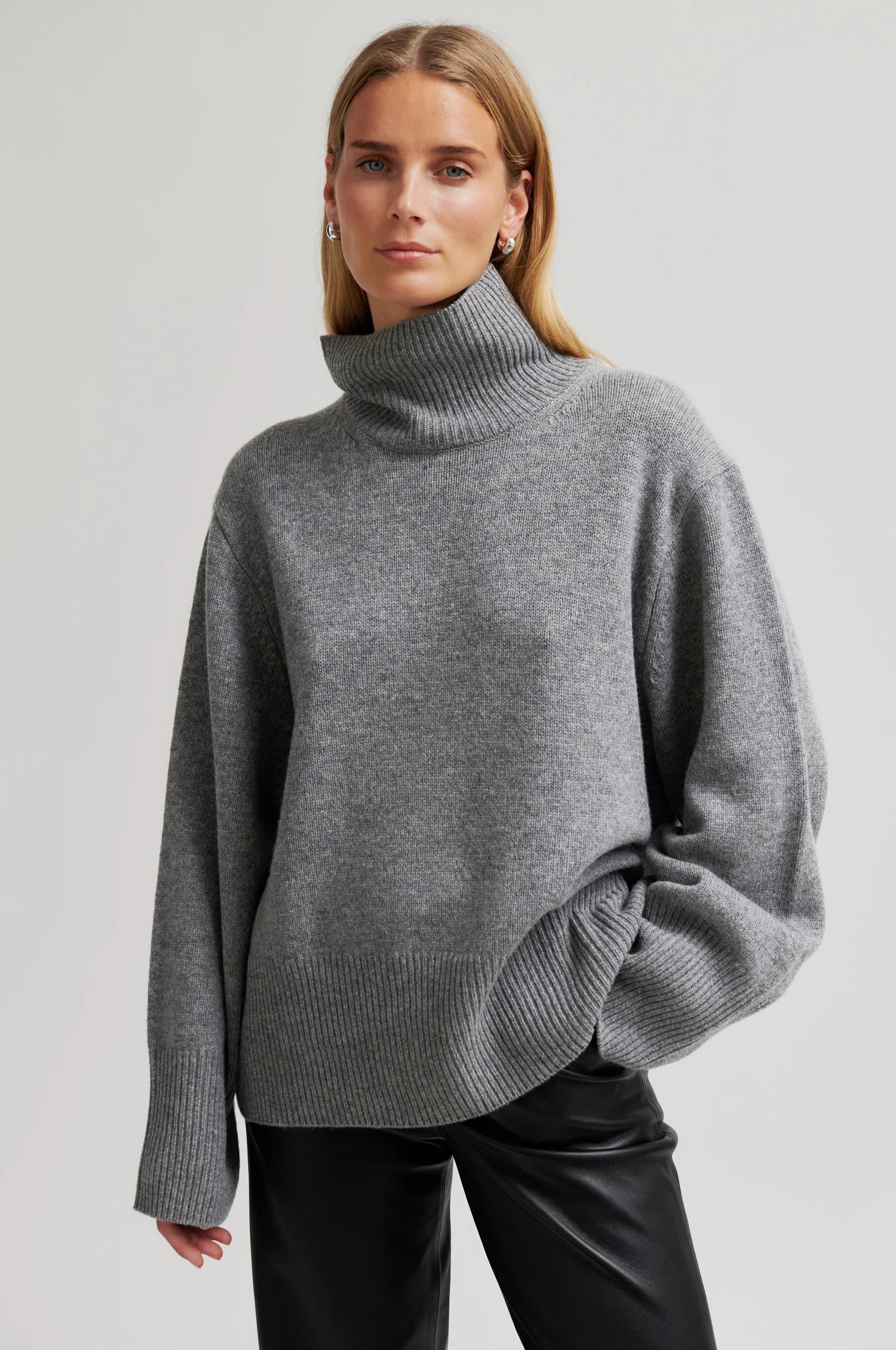 Alpha T-Neck striktrøje - Grey Melange