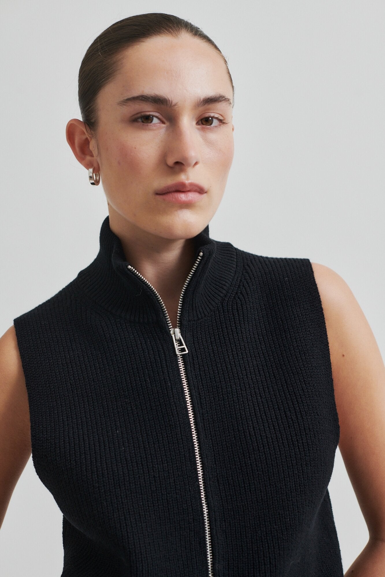 Yora strikket Zip uldVest - sort
