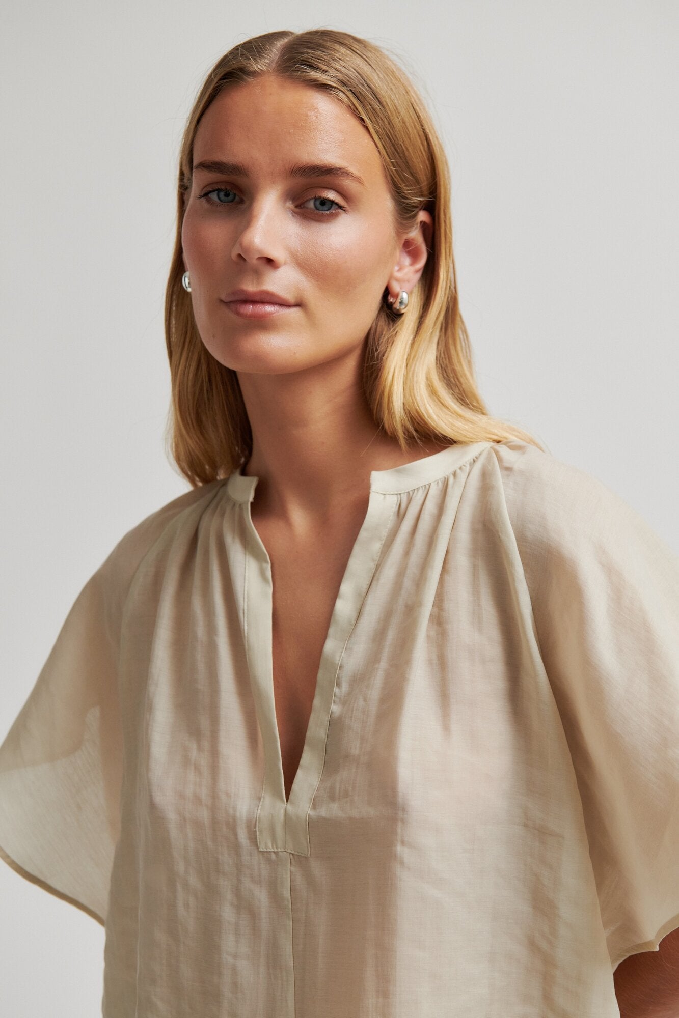 Juno bluse - Plaza Taupe