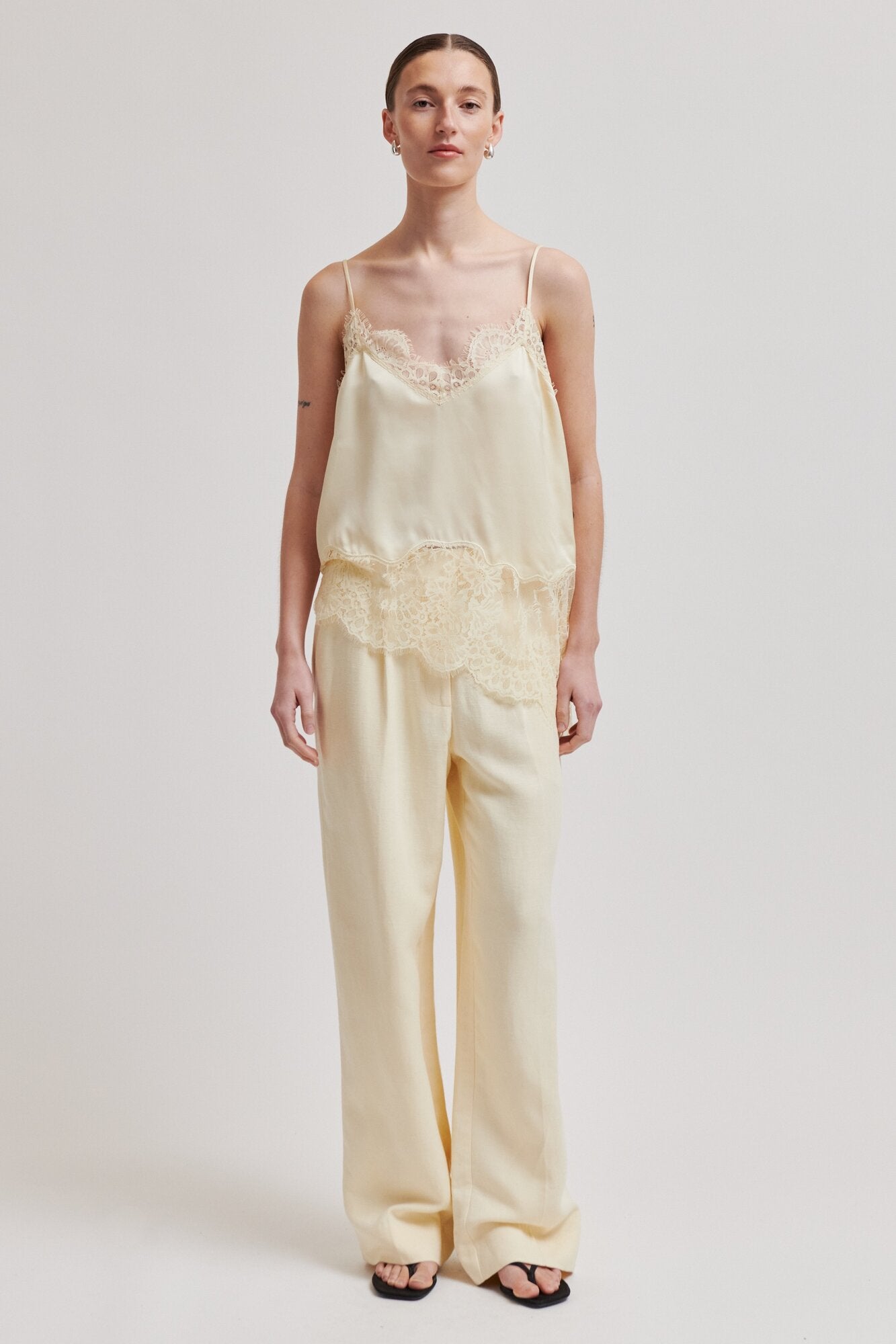 Wilina Strap top - Alabaster Gleam