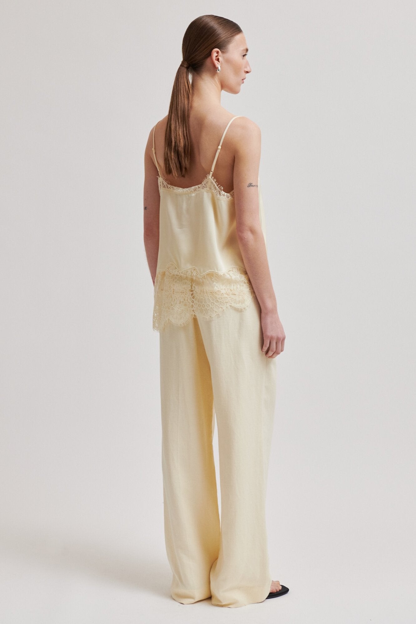 Wilina Strap top - Alabaster Gleam