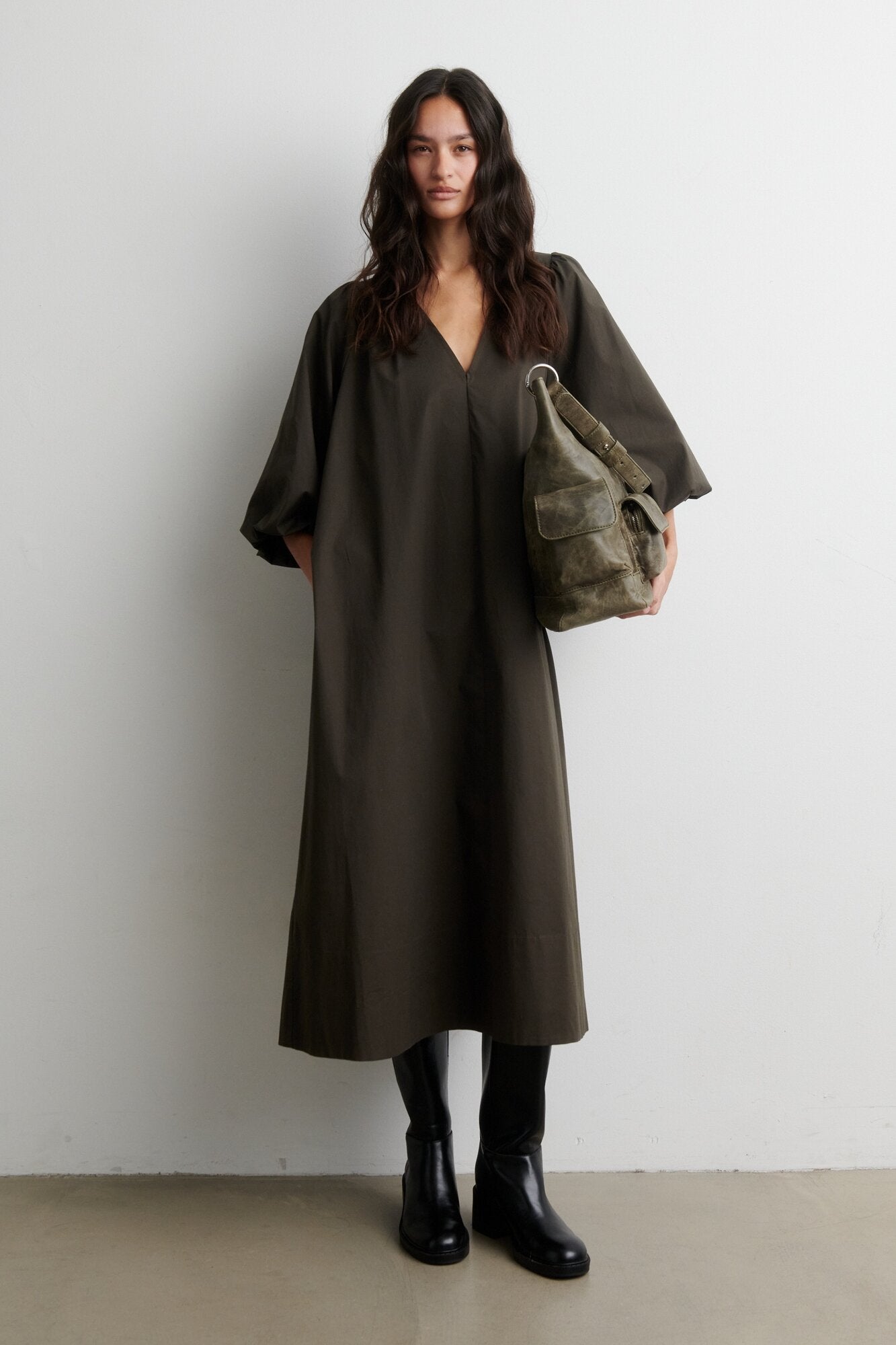 Viana kjole - Black Olive