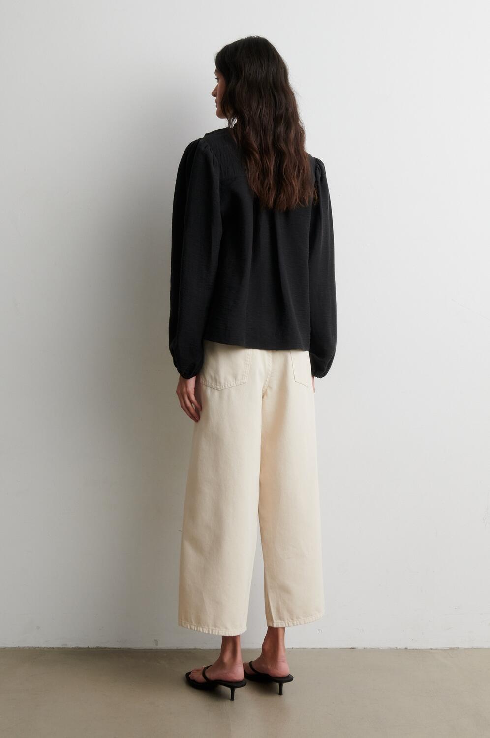 Rayna Frill bluse - sort
