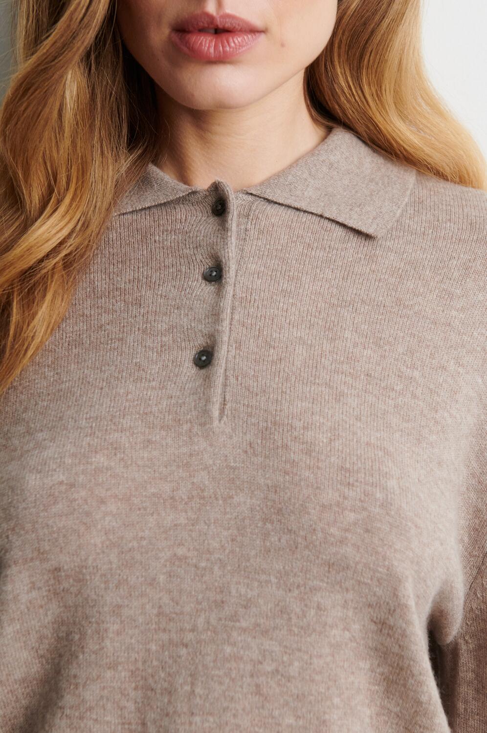 Longo strikket polotrøje - Mid Brown Melange
