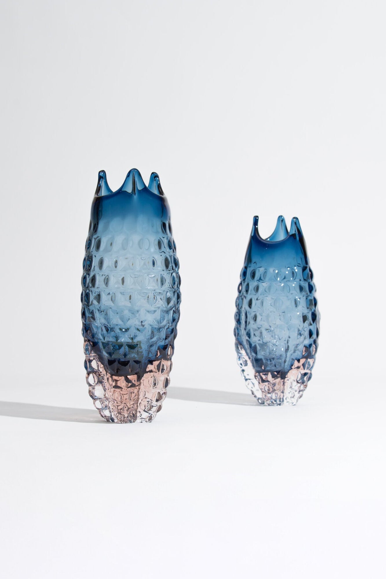 Lyngblomst vase, H30 cm – Blue Smoke/Rosa
