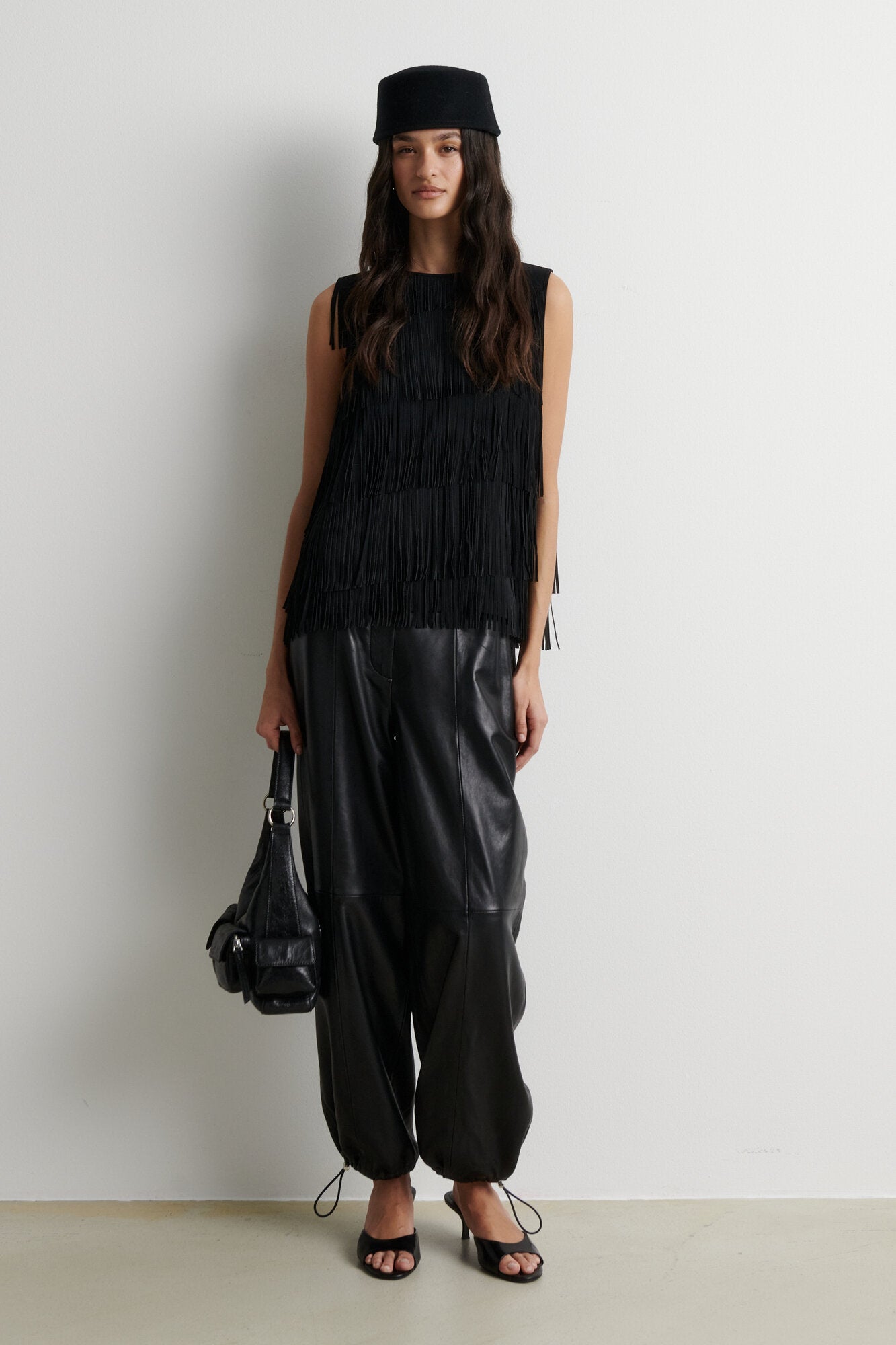 Dancing top – sort