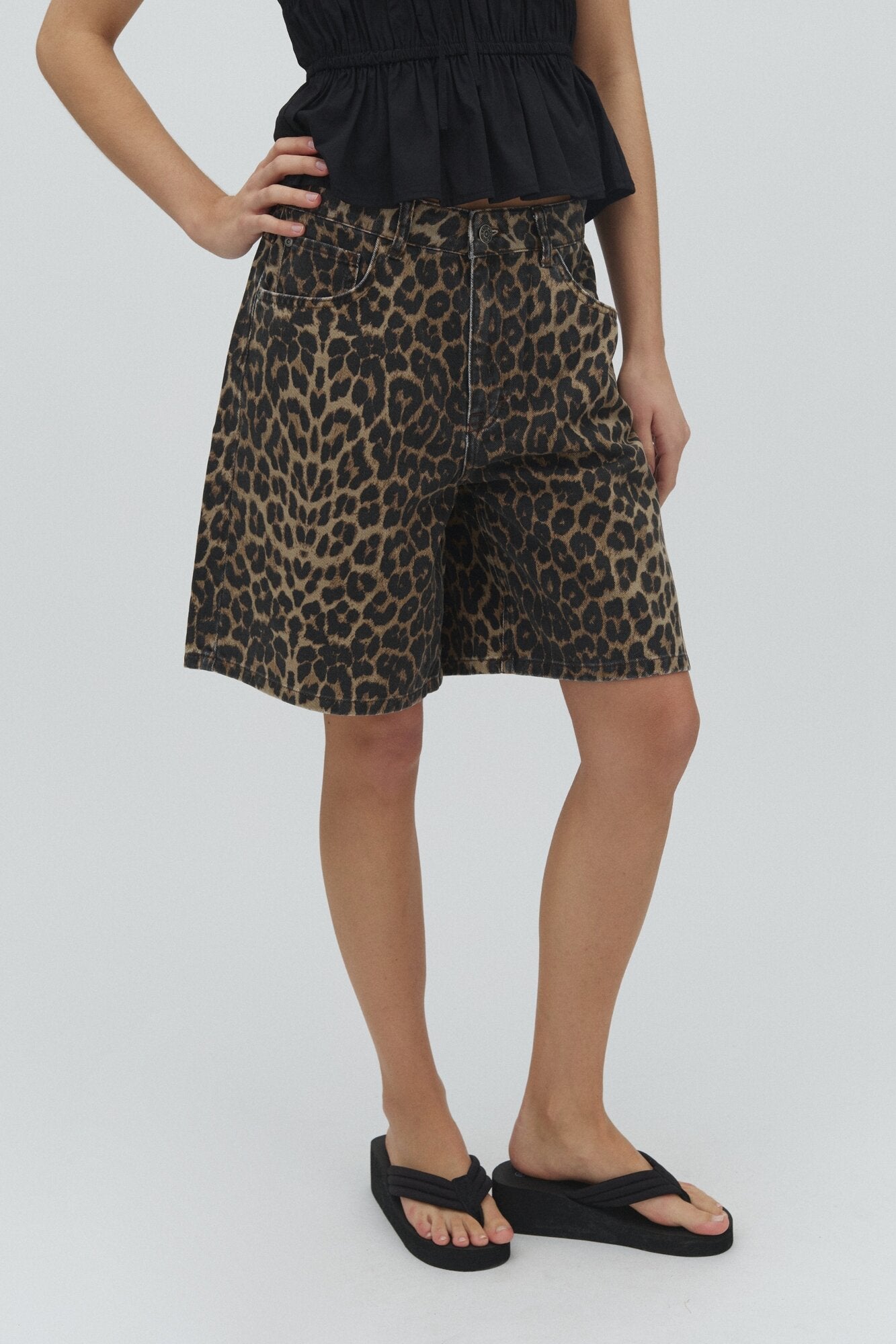 Talina shorts - V56 Leopard Mist
