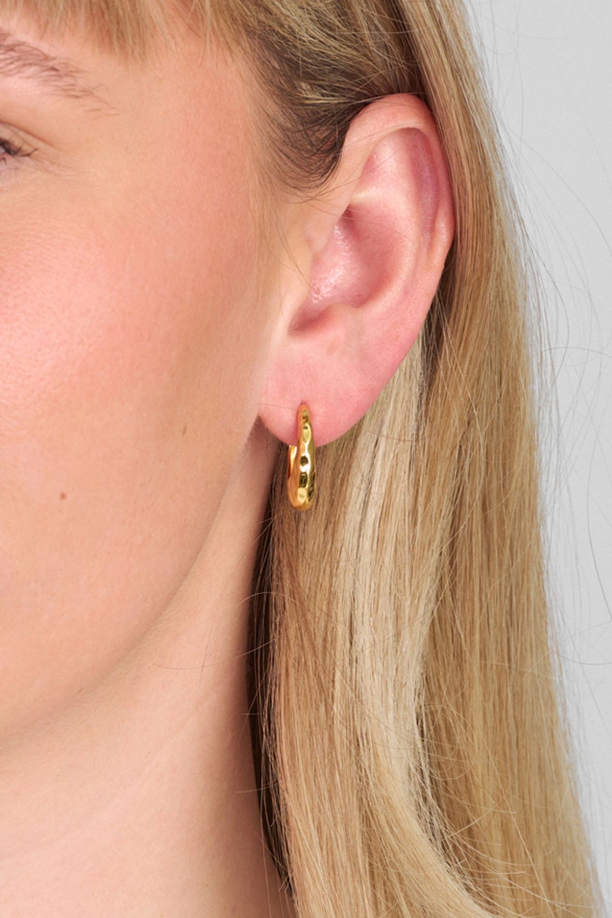 Bumped hoops, Large - forgyldt