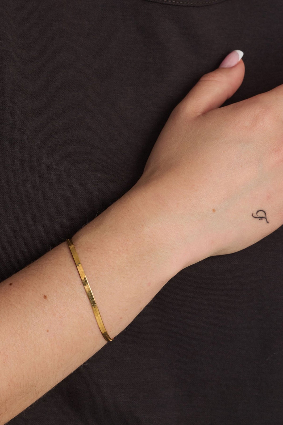 Cobra armbånd, small - forgyldt