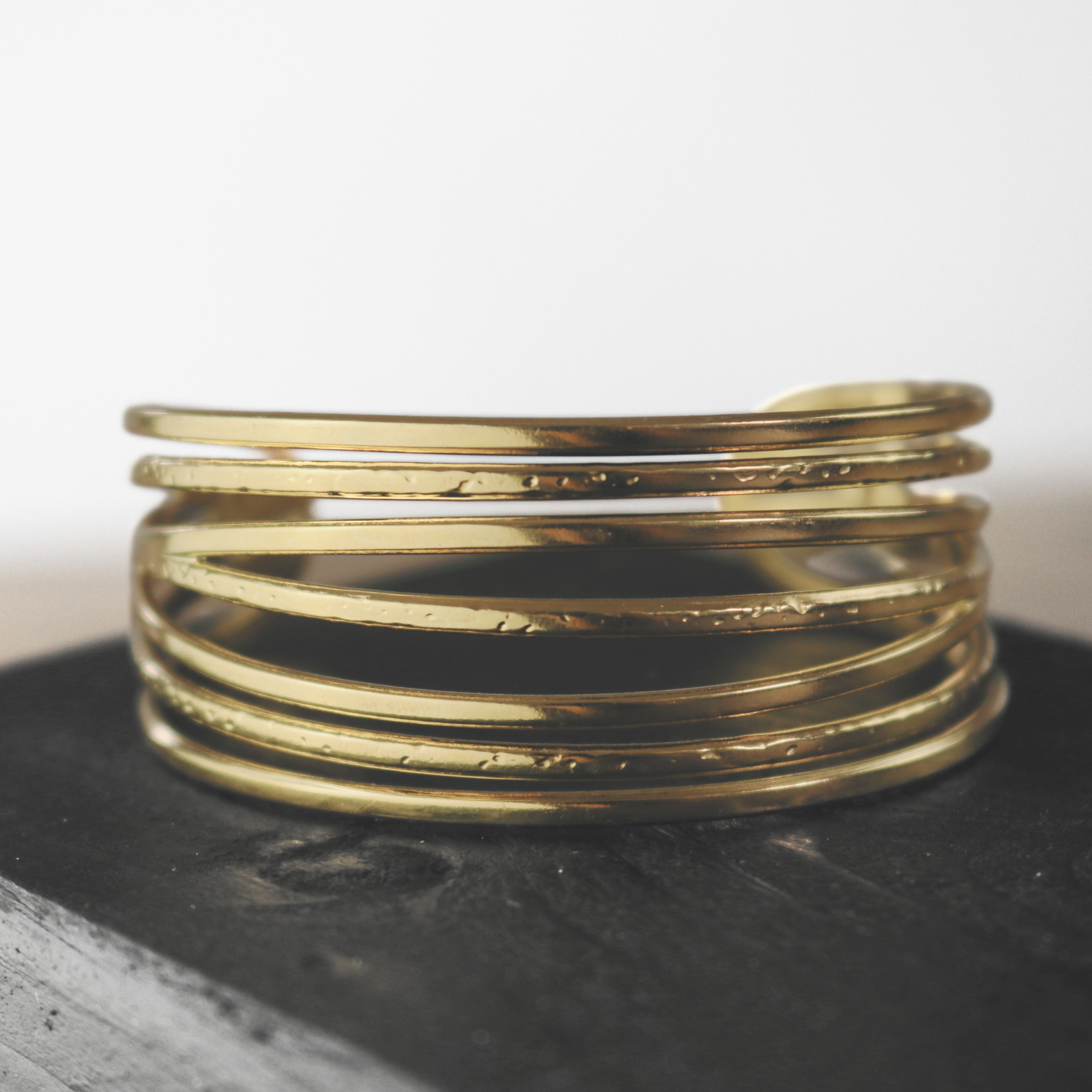 String Statement Cuff armring, vandfast - forgyldt