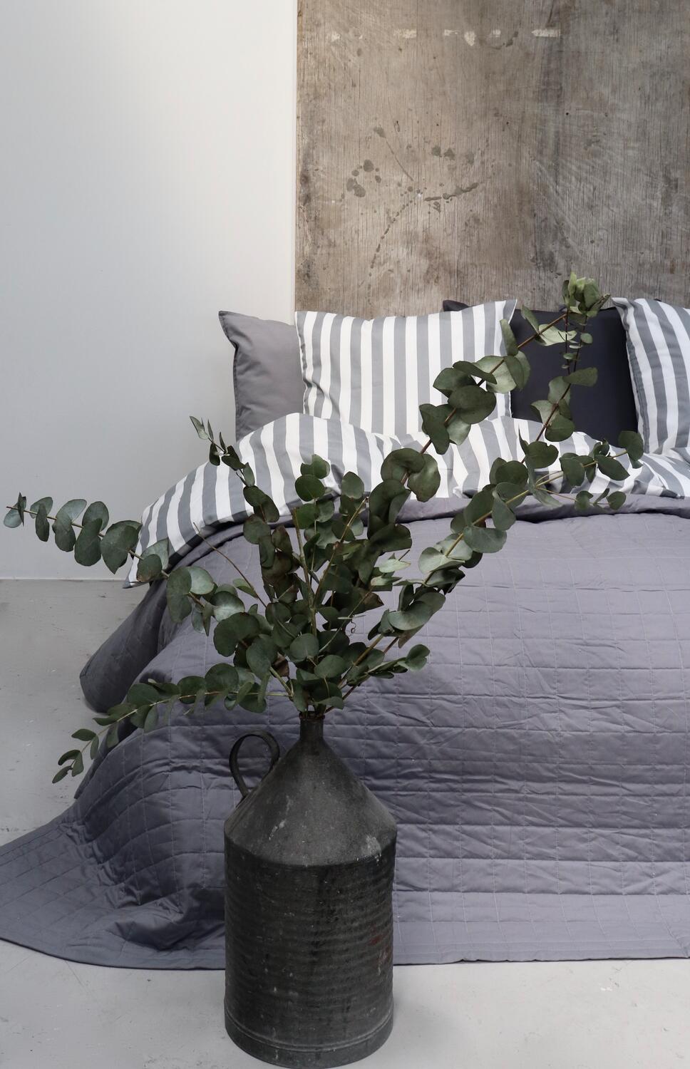 Blok Strib sengetøj- grå/hvid