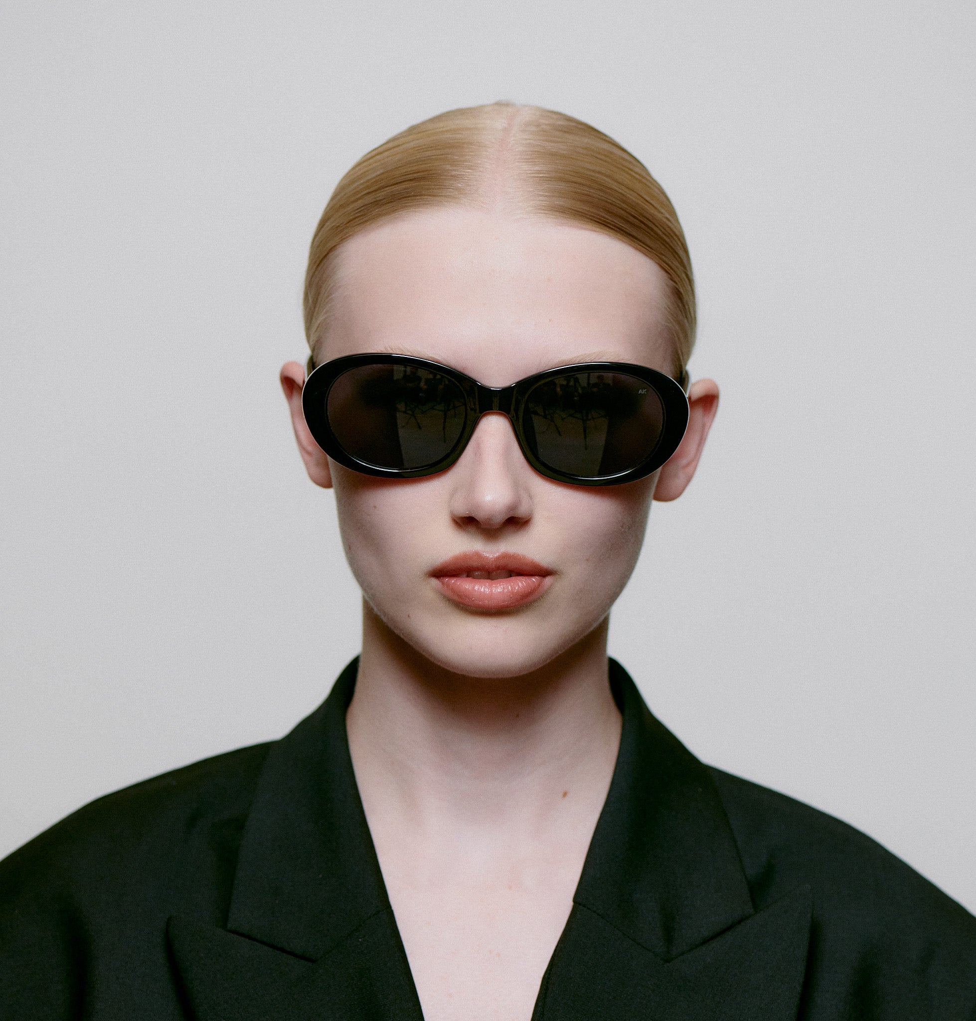 Anma solbrille - sort