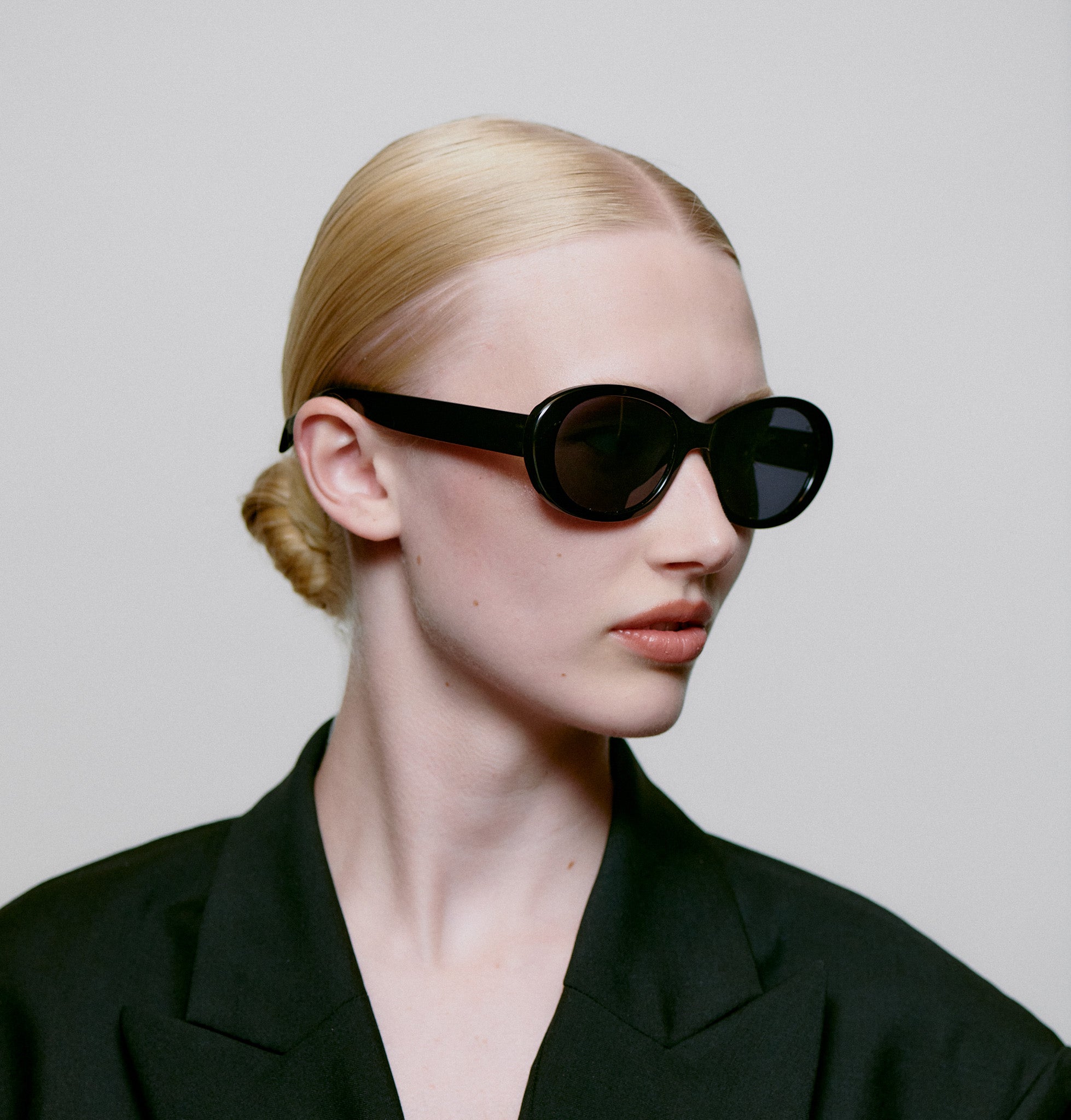 Anma solbrille - sort