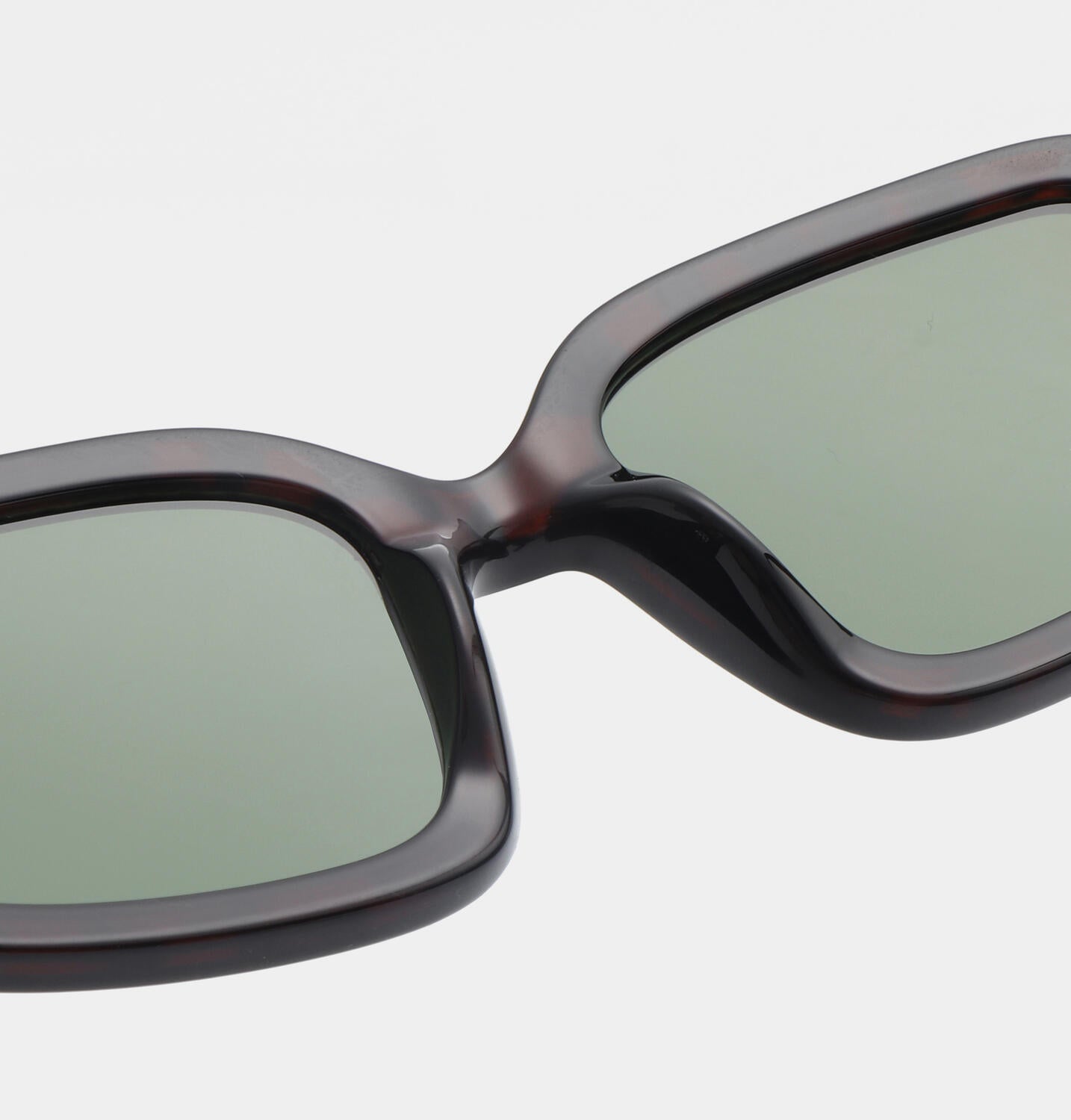 Pluto solbrille - Demi Tortoise