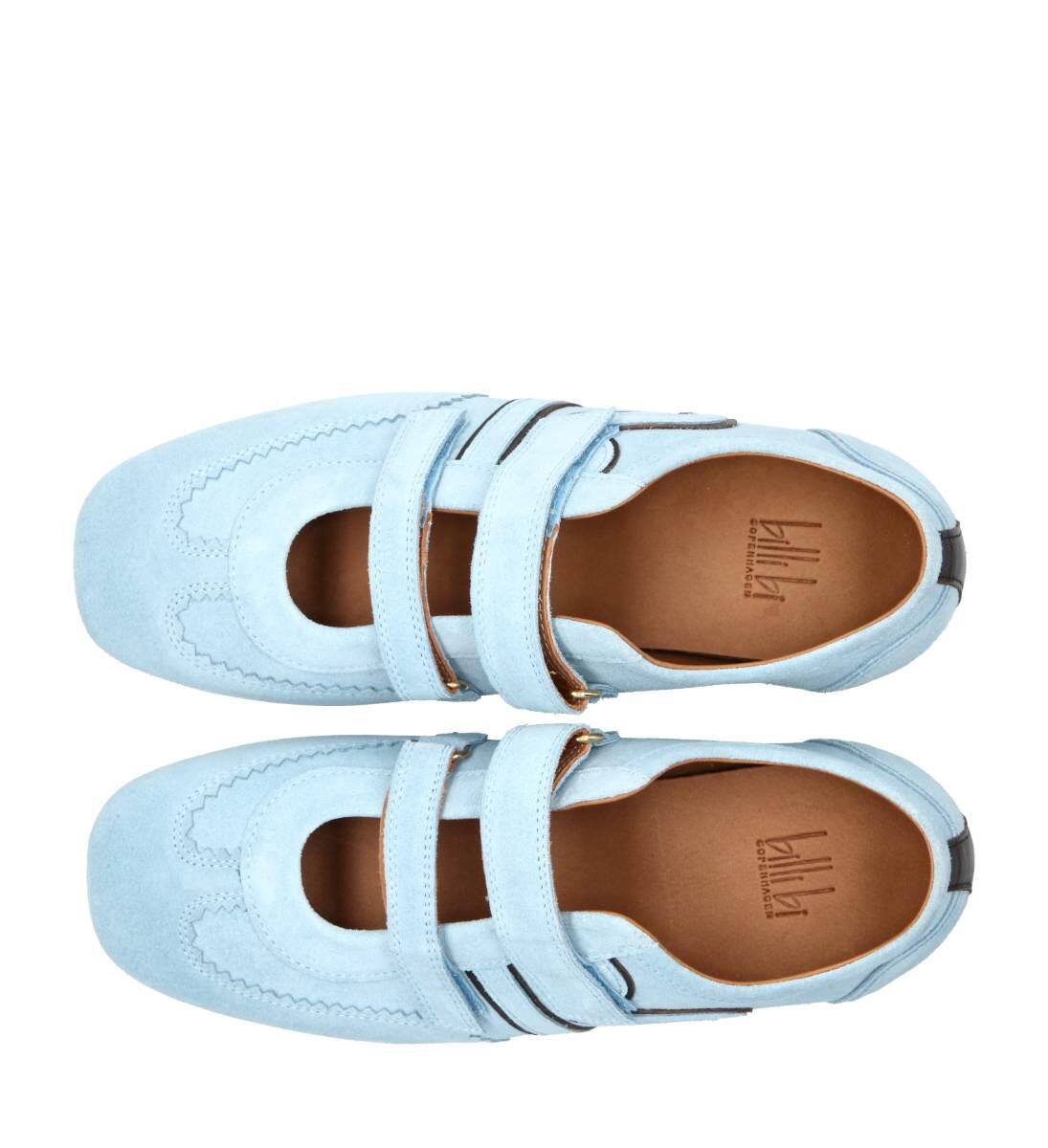 Sneakers - Starlight Blue Suede 551
