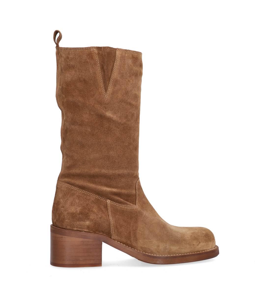 A8910 støvle ruskind - Tabac babysilk suede 555
