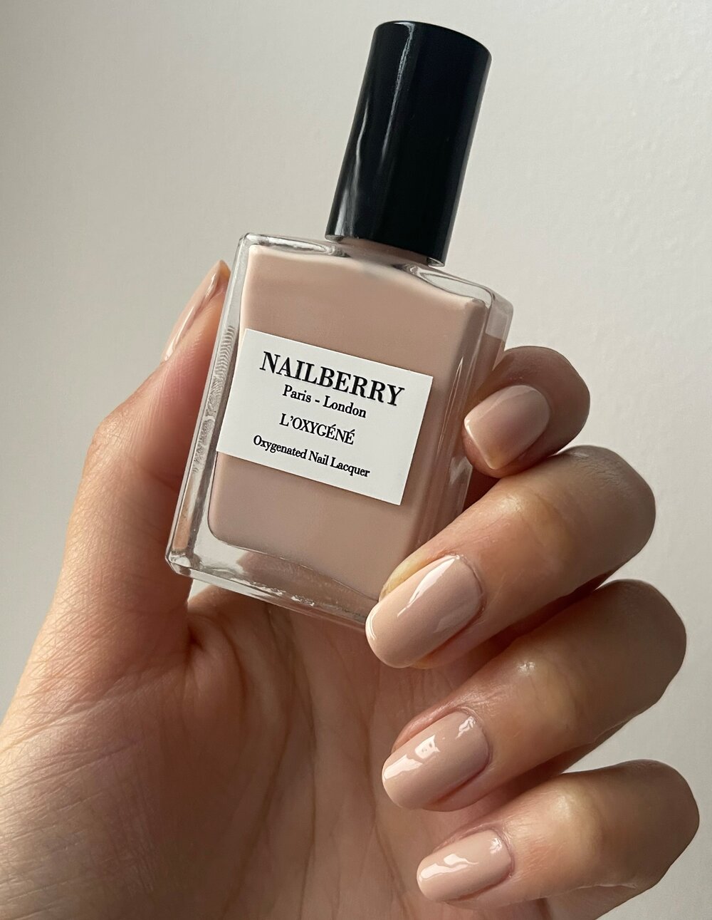 Au naturel neglelak - Lys naturlig