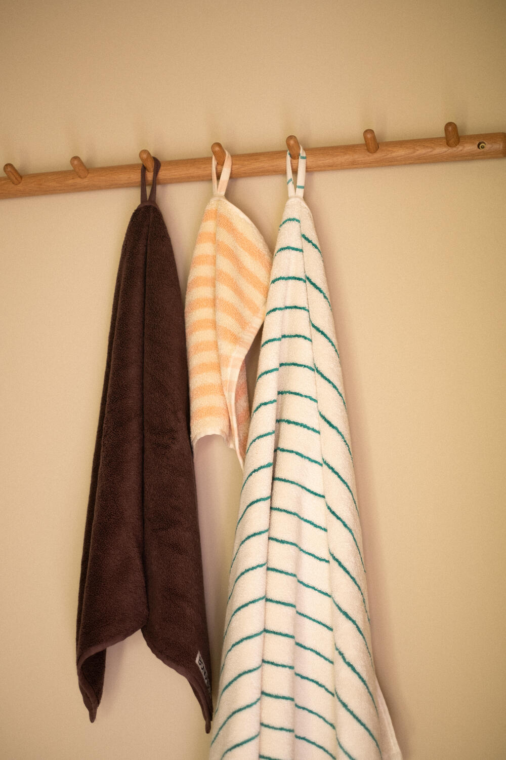 Naram håndklæde - Tropical & Creme