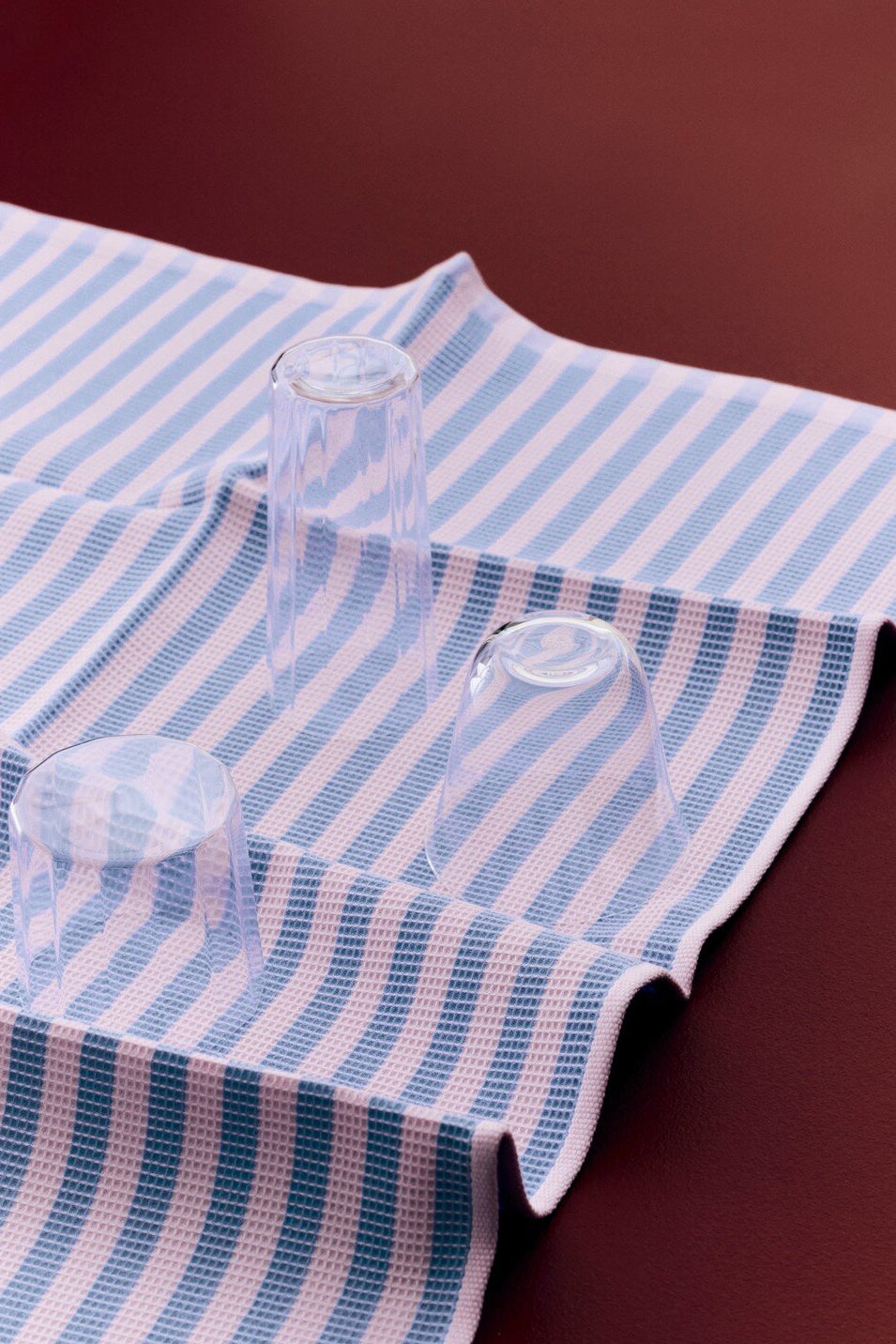 Canteen viskestykke – Sky Blue/Light Pink Block Stripe
