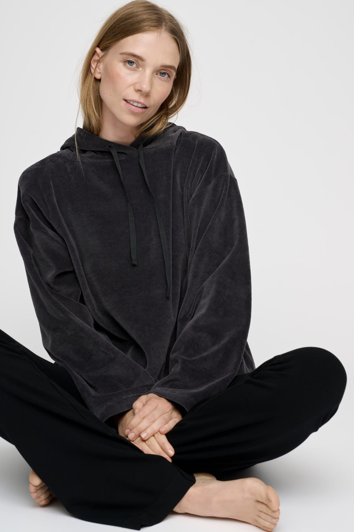 Cosmos Velvet hoodie - mørkegrå