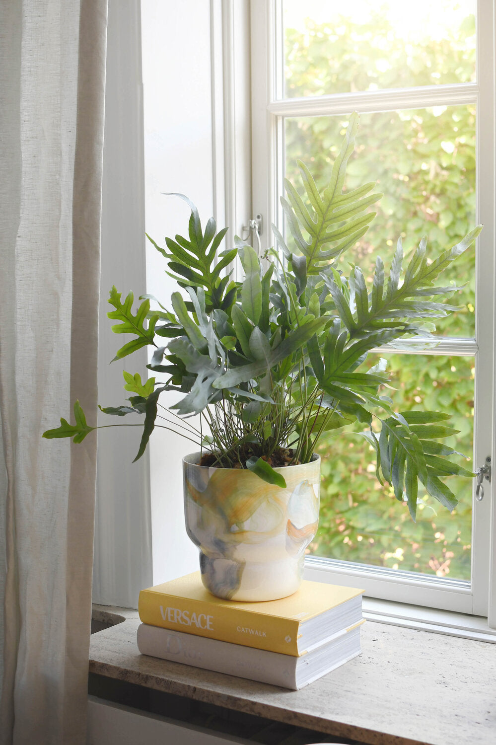 Urtepotte med grafisk design - H20 cm