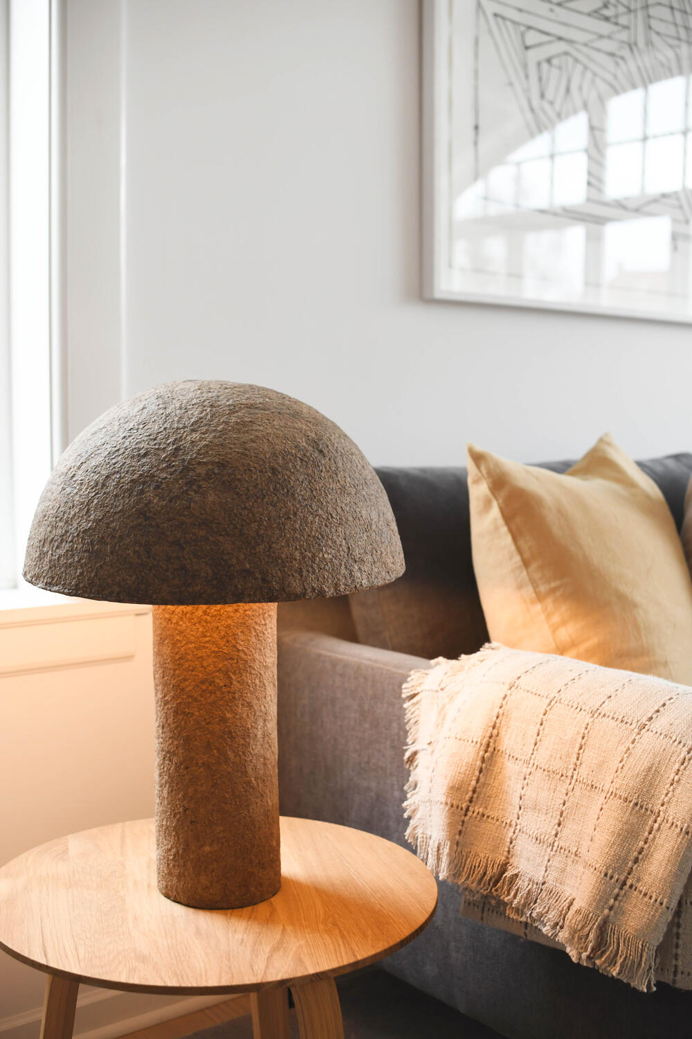 Lampe i genbrugspapir, brun - H48 cm