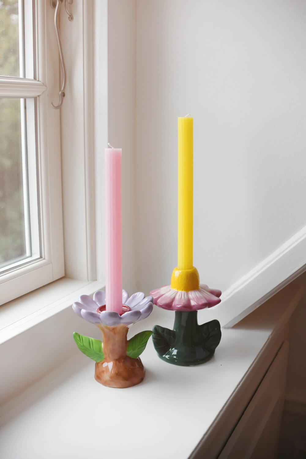 Lysestage blomst, grøn/hvid/gul - H14,5 cm